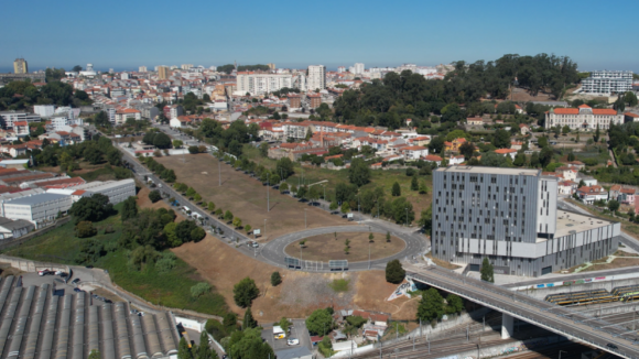 Israelitas detêm maioria dos terrenos para construção em Avenida de Campanhã