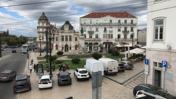 Coimbra apela aos mun&iacute;cipes para n&atilde;o estacionarem abusivamente