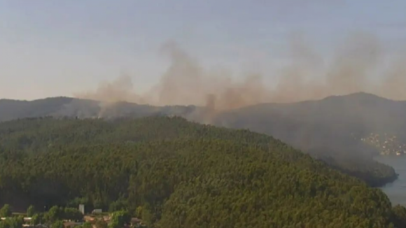 Incêndio de grandes dimensões em Gondomar