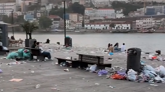 Festejos de São João deixam rasto de lixo no Porto