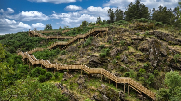 Estrela Geopark realiza caminhada interpretada nos Passadiços do Mondego em Guarda