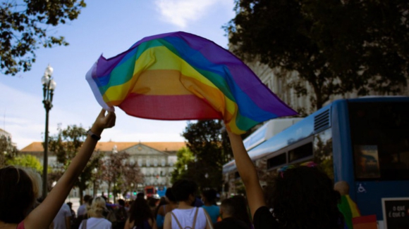 Marcha do Orgulho LGBTI+ do Porto esteve em risco. Exigências monetárias da PSP ameaçaram arraial