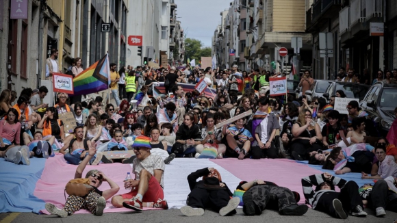 Marcha do Orgulho levou milhares às ruas do Porto