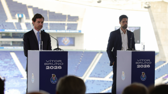 FC Porto: Recorde a apresentação de Vítor Bruno como treinador dos “azuis e brancos”