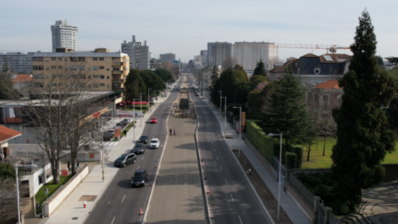 Obras do metrobus criam novos condicionamentos de trânsito no Porto