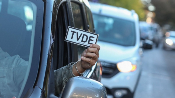 AMP vai propor ao Governo regulamentação do tráfego de TVDE no seu território