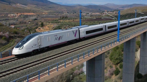 Norte e Galiza querem TGV em 2032. "Não há nenhuma desculpa para qualquer atraso"