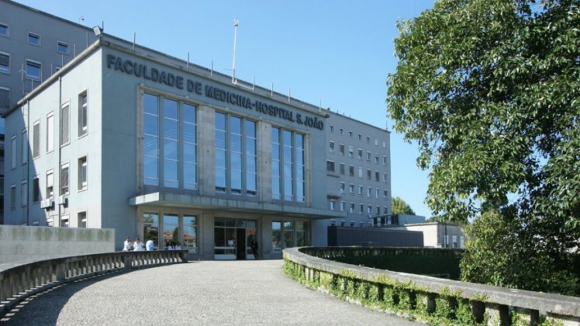 Faculdade de Medicina do Porto demonstra efeitos no cérebro do sal em excesso