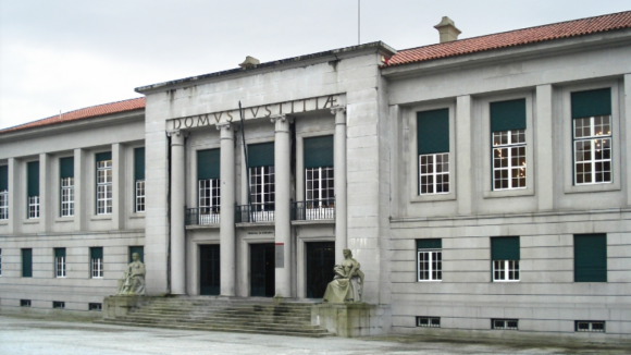 Deputados do PSD questionam ministra sobre futuro Campus de Justiça de Guimarães