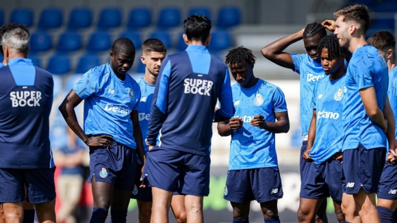 FC Porto B: Dose dupla e um treino com jogo