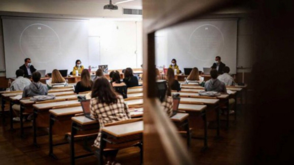 Governo aprova recuperação do tempo de serviço dos professores