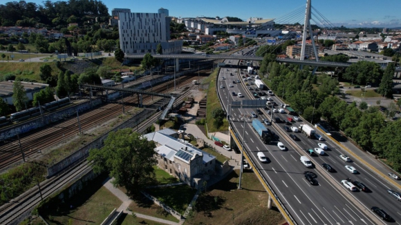 Quinta do Mitra está reabilitada há mais de um ano, mas continua por ocupar