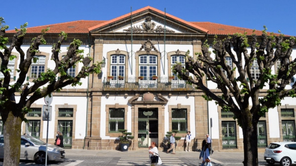 &ldquo;&Eacute; a total precariedade&rdquo;. C&acirc;maras de Penafiel e Paredes acusadas de praticar ilegalidades com trabalhadoras