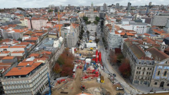 Metro do Porto vai fazer os possíveis para desimpedir Aliados por completo até ao final do ano