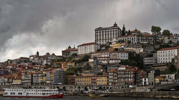 Porto escapa a onda de calor que vai aquecer país no fim de semana