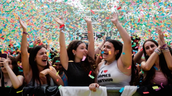 Estreias no palco do Marés Vivas marcam última noite do festival em Gaia