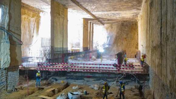 Metro do Porto divulga novas imagens da obra da Linha Rosa