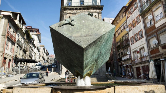 A “caixa de bolachas” do Porto. Qual a história do Cubo da Ribeira?