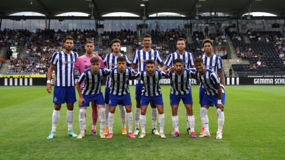 FC Porto: Grujic abre o marcador de cabe&ccedil;a frente ao Sturm Graz