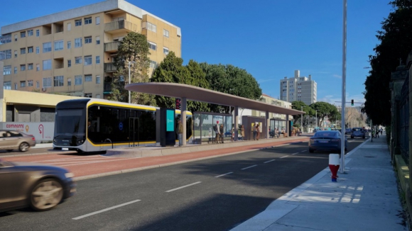 Pavimentação marca fim das obras da primeira fase do 'metrobus' do Porto