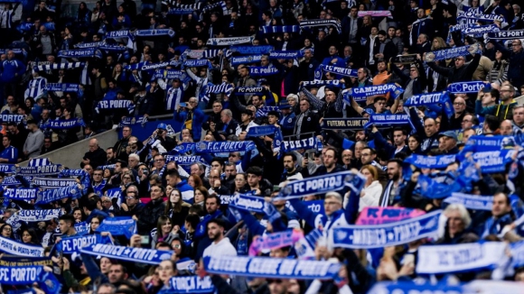 FC Porto: Dragão lotado para o jogo de apresentação