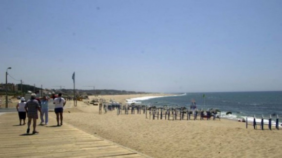 Já se pode mergulhar na praia de Salgueiros em Gaia