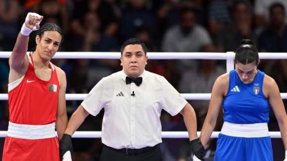 Paris2024. Federa&ccedil;&atilde;o internacional paga pr&eacute;mio de campe&atilde; ol&iacute;mpica a italiana que perdeu com Imane Khelif