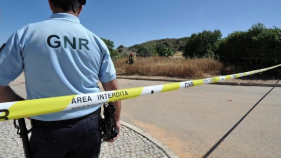 Homem morto a tiro durante "desavença entre vizinhos" em Bragança