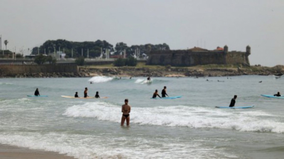 PSD Matosinhos insta município a monitorizar qualidade da água das praias