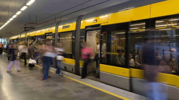 Metro do Porto não circula este domingo entre a Senhora da Hora e Casa da Música