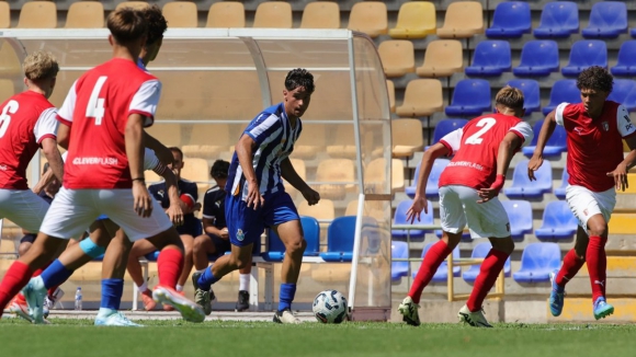 FC Porto (sub-17): Estreia caseira com sabor amargo. Crónica de jogo