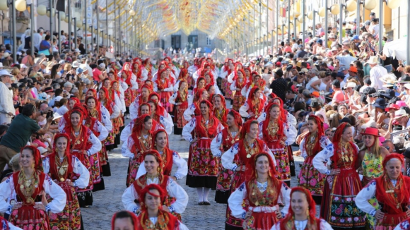 Mil mulheres de Portugal e 10 países desfilam na Mordomia em Viana do Castelo esta sexta-feira