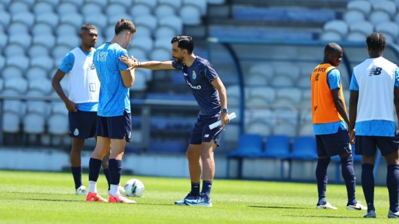 FC Porto B: Sábado de trabalho com o Tondela no pensamento