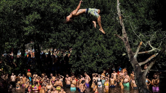 Música voltou a dar vida às margens do rio Coura