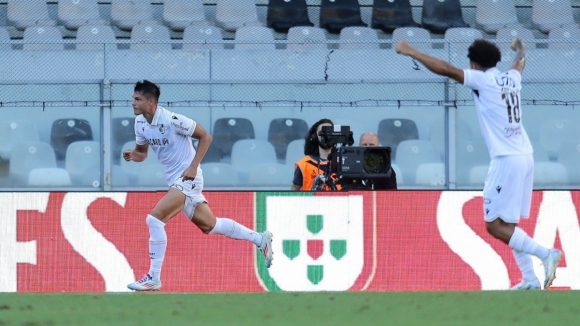 Vitória SC vence Estoril Praia em casa pela margem mínima