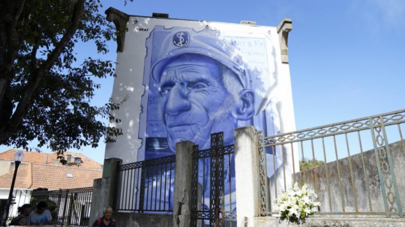 Na Foz do Douro que o viu crescer, o Senhor Batatinha &eacute; agora eterno