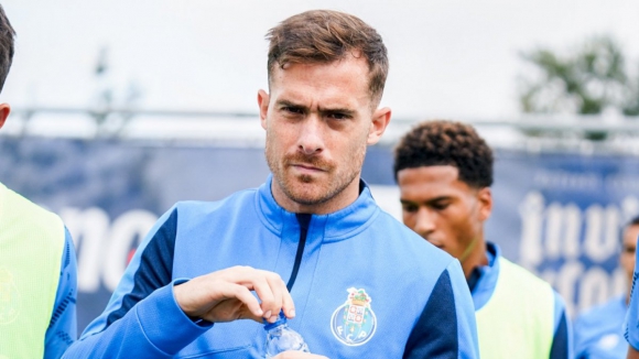 FC Porto: Toni Martínez transferido para o Alavés