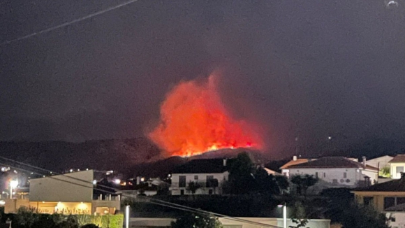 Incêndio em Ponte de Lima mobiliza 42 operacionais