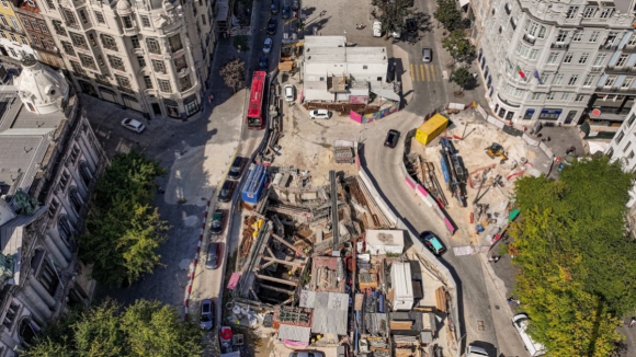 Metro do Porto divulga novas imagens da futura estação Liberdade-São Bento da Linha Rosa