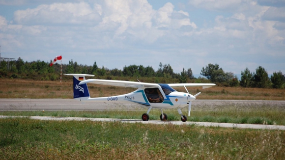 Primeiro avião 100% elétrico do mundo em fase de testes em Viseu