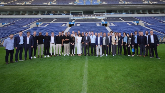 FC Porto: FIFA Diploma in Club Management passou pelo Dragão