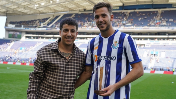 Fernando Daniel: “Entregar o prémio a um jogador do FC Porto é um orgulho”