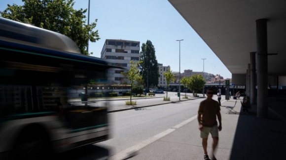 Já arrancou a greve da STCP que promete constrangimentos até quarta-feira