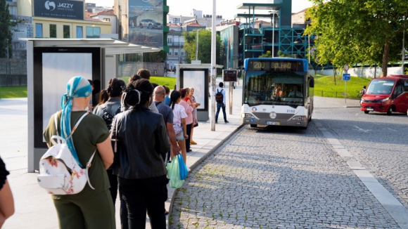 Sindicato regista 75% de adesão à greve na STCP