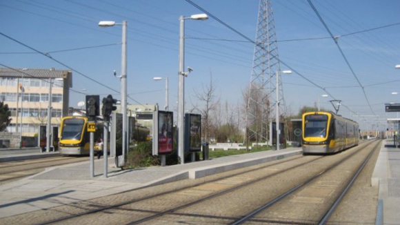 Detido suspeito de atear fogo com isqueiro junto ao metro em Matosinhos