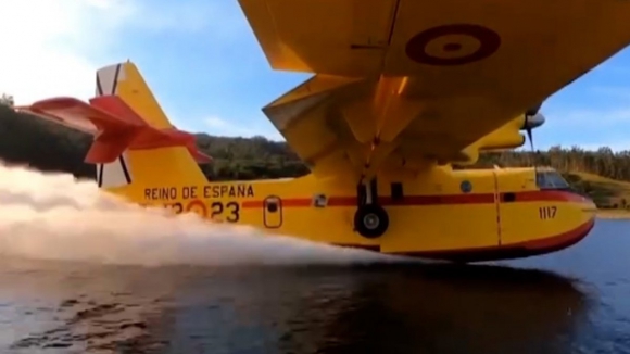 Aviões espanhóis continuam a ajudar Portugal para pôr um fim ao flagelo dos incêndios