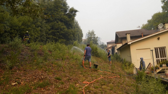 Homem de 48 anos detido por atear quatro fogos entre maio e agosto em Gondomar