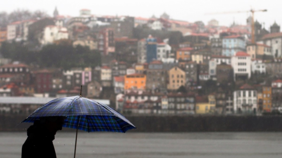 Chuva abençoada regressa a Portugal e dá tréguas aos bombeiros