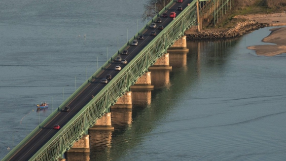 Condições climatéricas adiam reparação de ponte Eiffel em Viana do Castelo