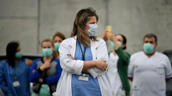 Semana arranca com greve de dois dias dos médicos e enfermeiros